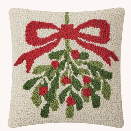 Mistletoe Hooked Pillow - 10"